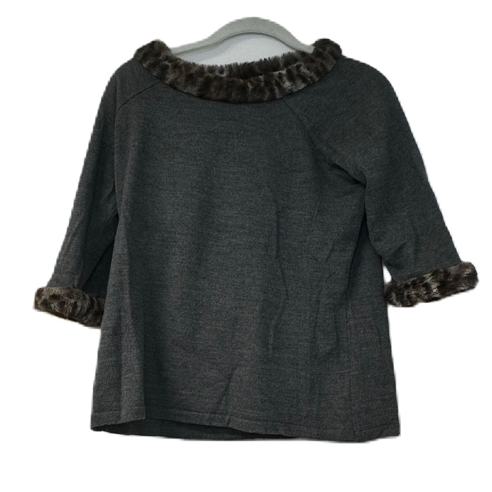 OLGA SANTONI Woman's sz 8 Gray Fur Trim Collar Top Fancy party blouse fun night